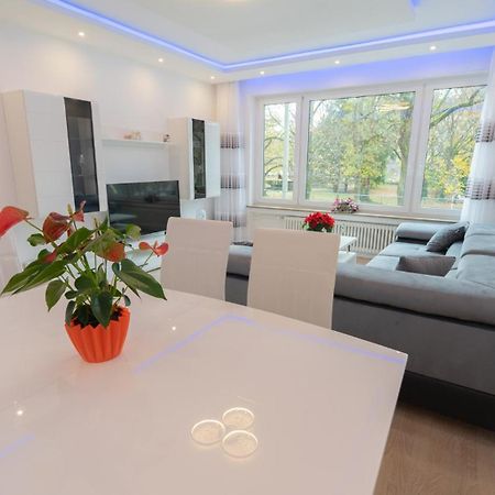 Mega Lux Apartment Esslingen am Neckar Luaran gambar